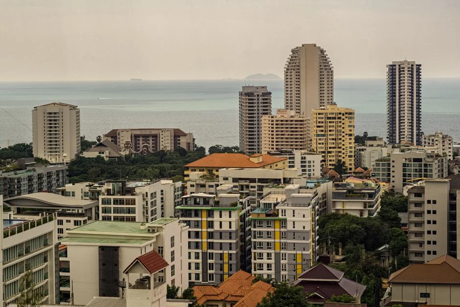 Jomtien Beach — the local Pattaya