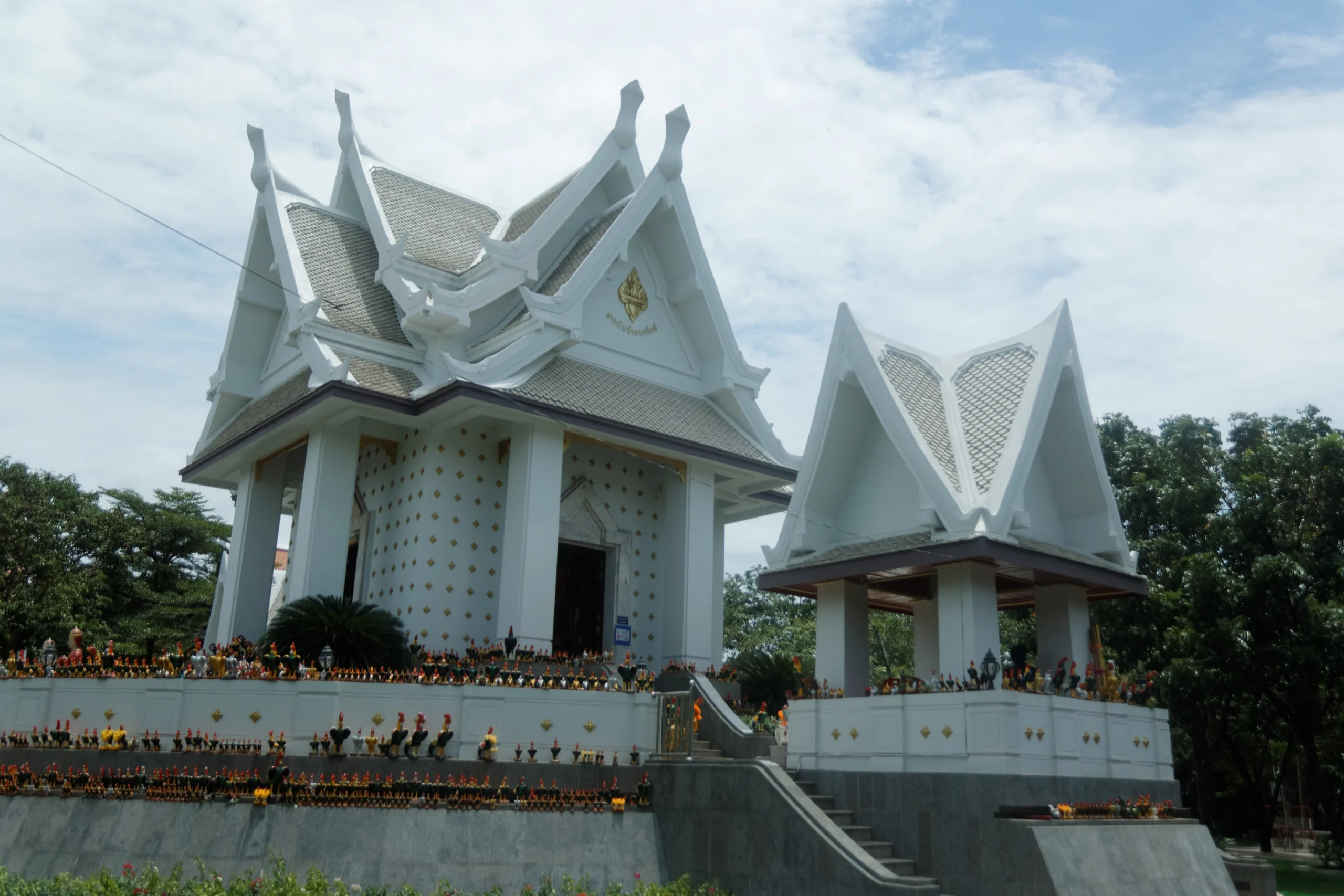The Phanthai Norasing shrine memorial, Samut Sakhon