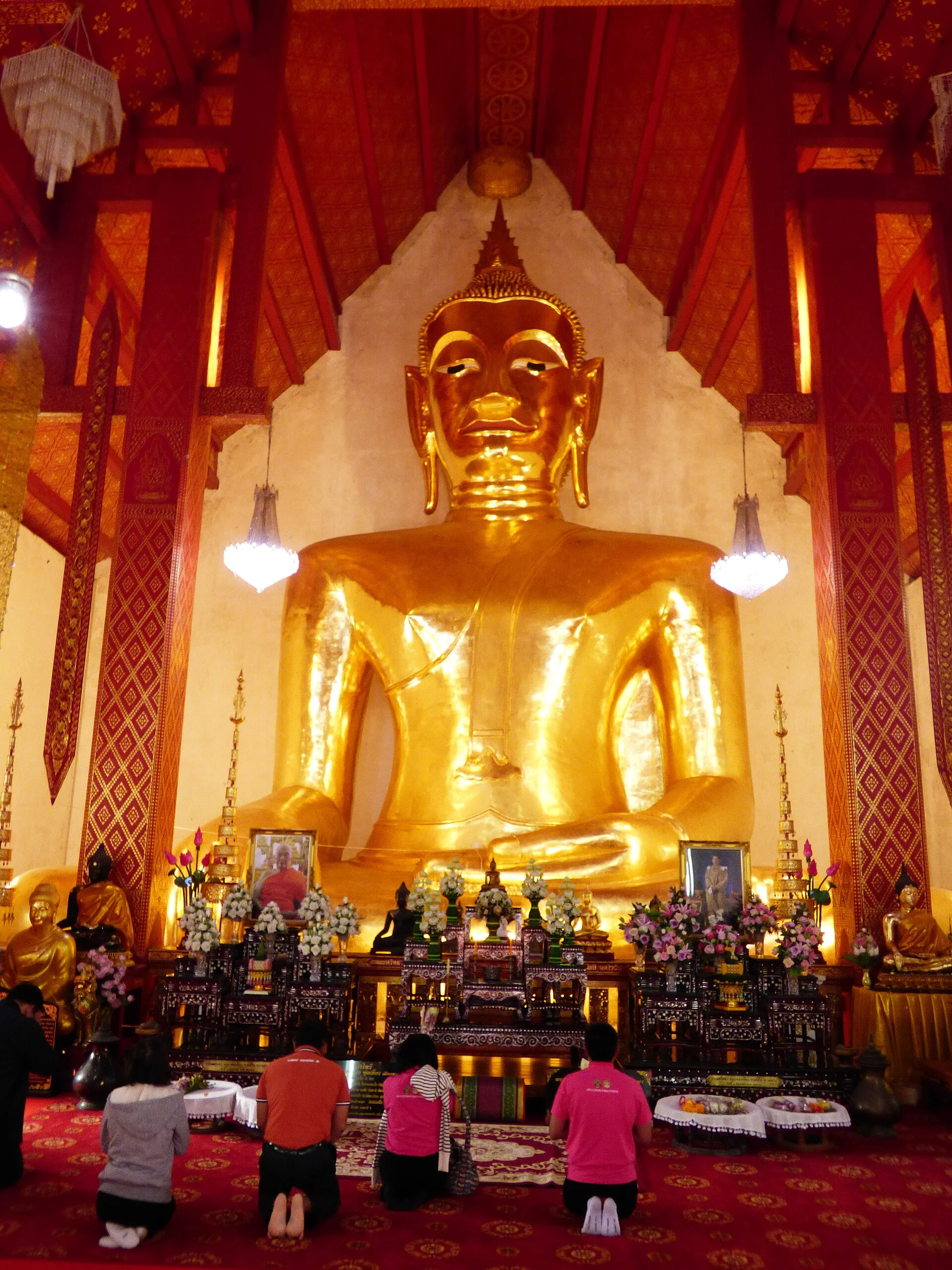 Phayao: A Lake, a Temple and Absolutely No Hurry