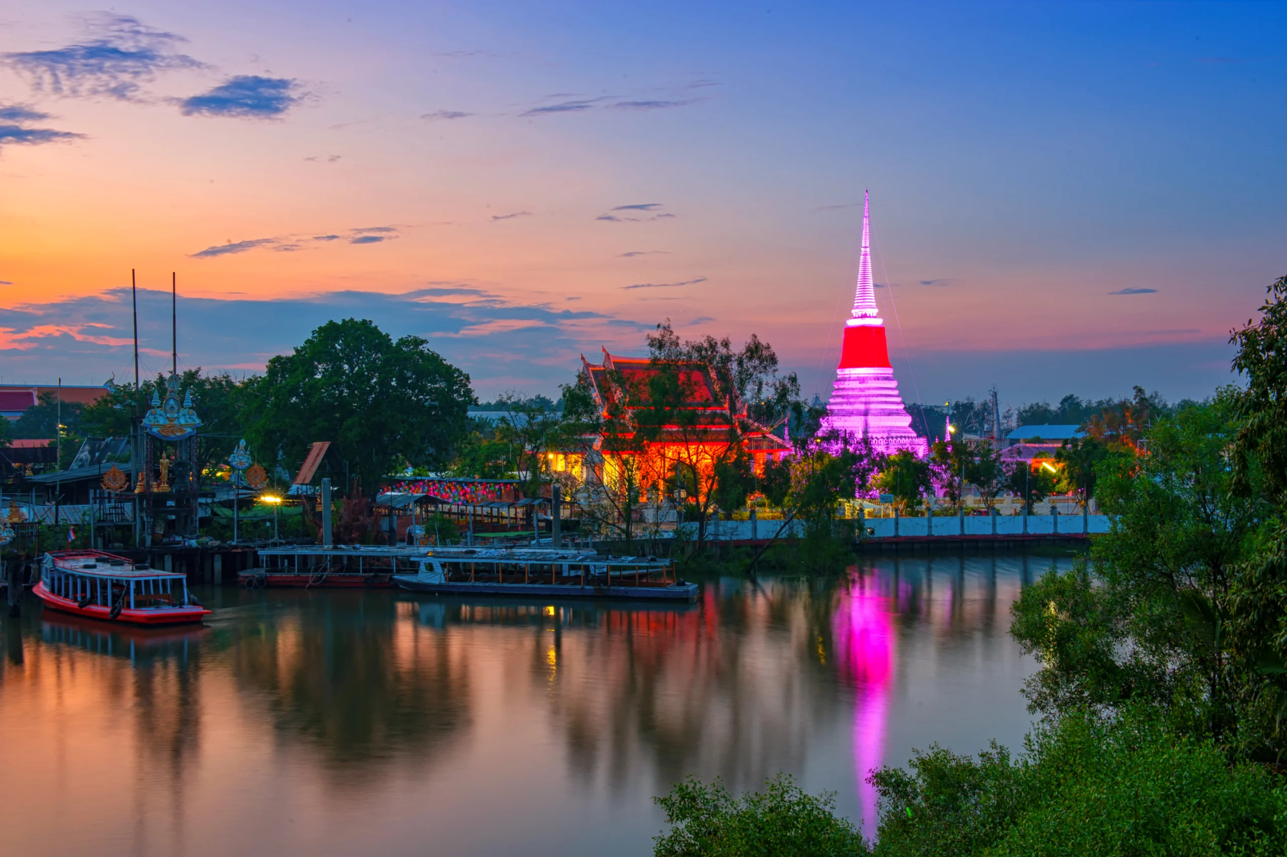 Samut Prakan: The Ancient City and a Three-Headed Elephant You Can Stand Inside