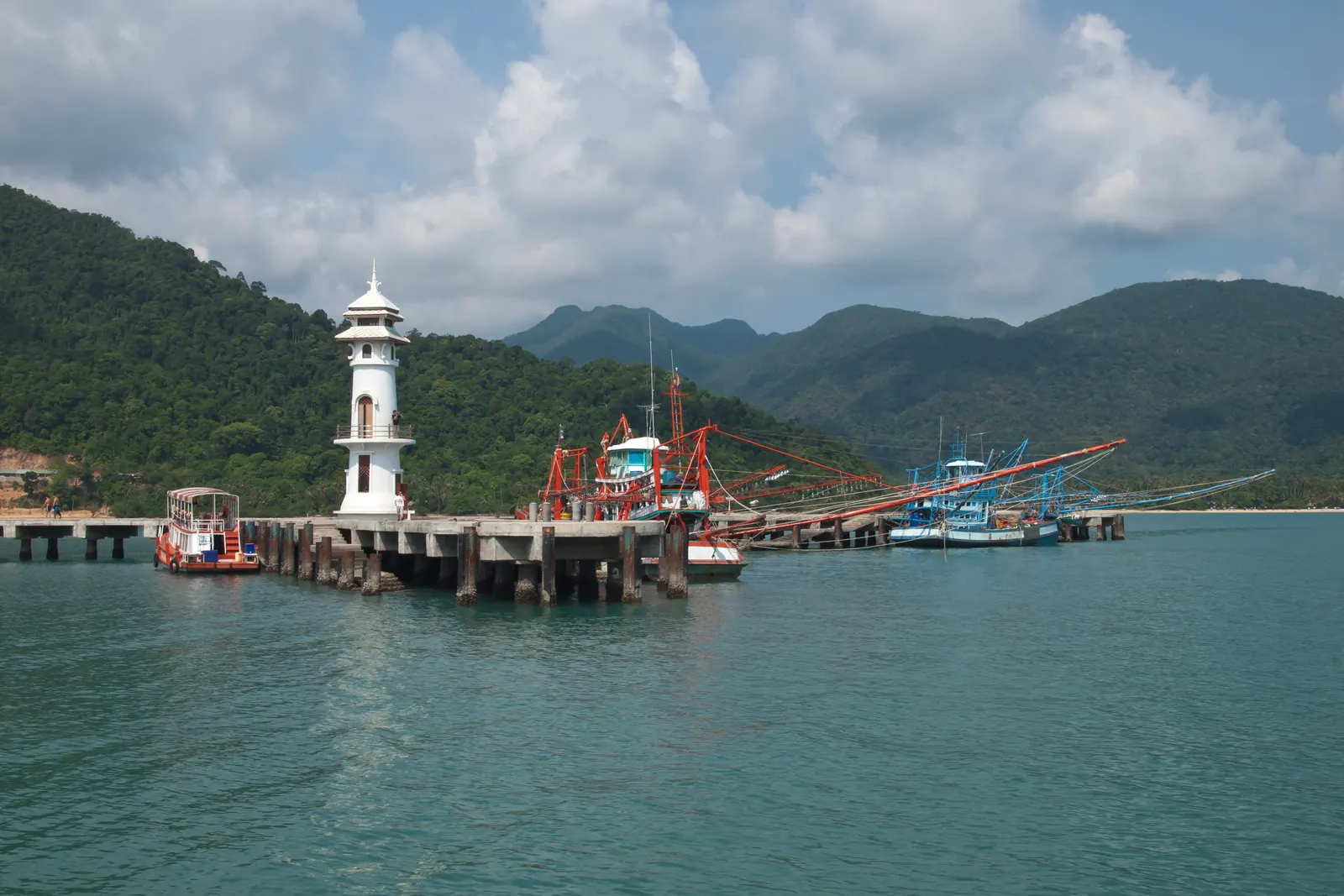 Koh Chang Night Markets: Kai Bae, Bang Bao and Klong Prao (2026)