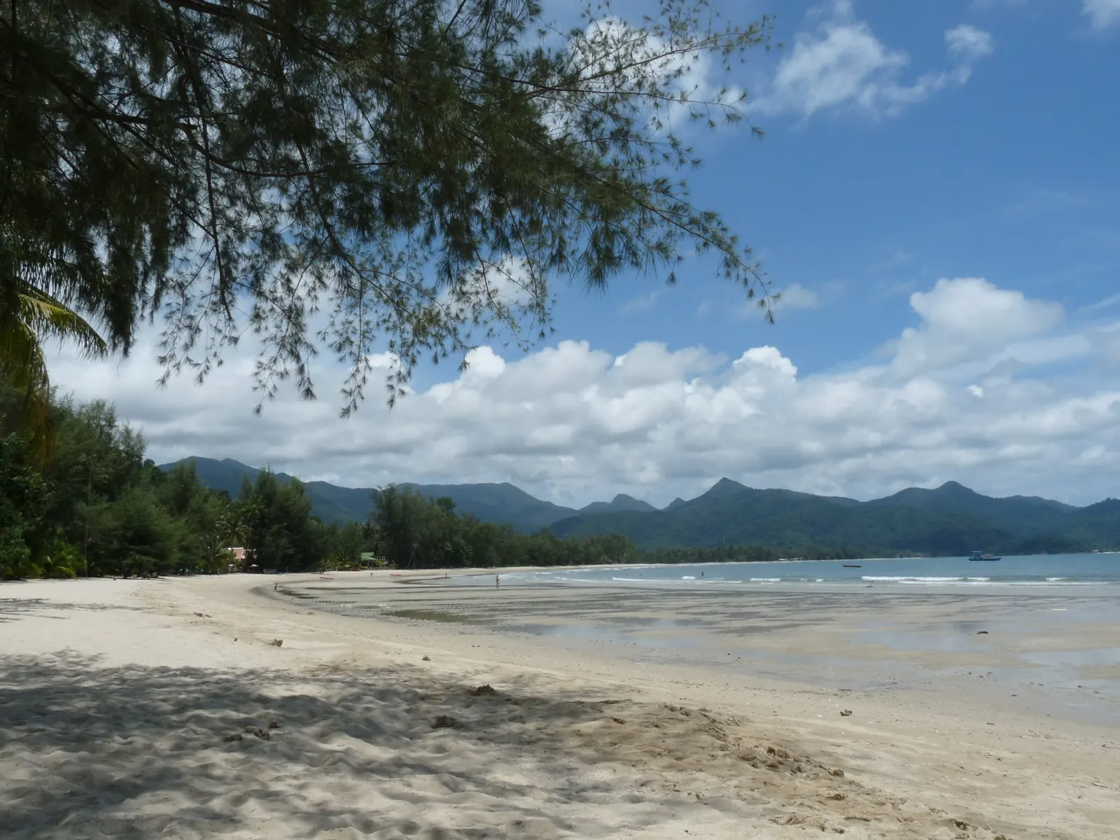 Khlong Phrao beach on Koh Chang, a long shaded stretch of sand