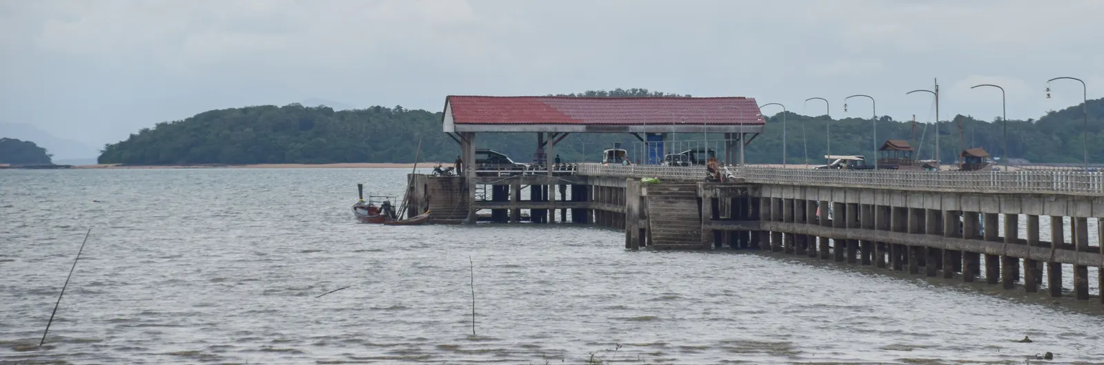 The long pier at Lanta Old Town looking out over the east-coast channel